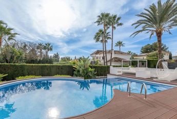 Luxury Villa for rent in Marbella Del Este, Spain