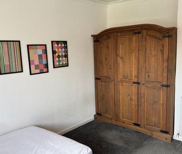 4 Bed End Terrace, John Rous Avenue, CV4 - Photo 5