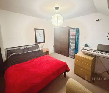3 bedroom house to rent Wade Street, Sheffield, South Yorkshire, S4 - Photo 6