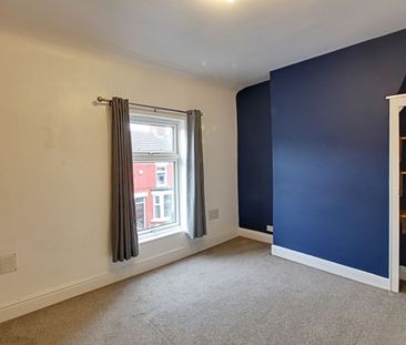 2 Bedroom - Photo 4
