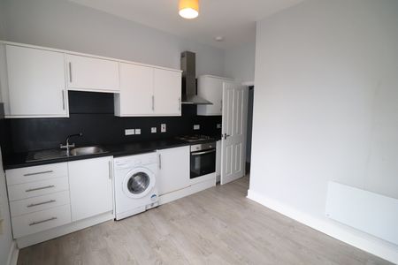 1 bedroom apartment to rent - Photo 2