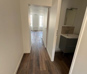 Location Appartement 2 pièces 38m² BURIE 17770 - Photo 1