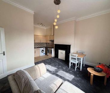 Warwick Road, Acocks Green, Birmingham, B27 - Photo 2