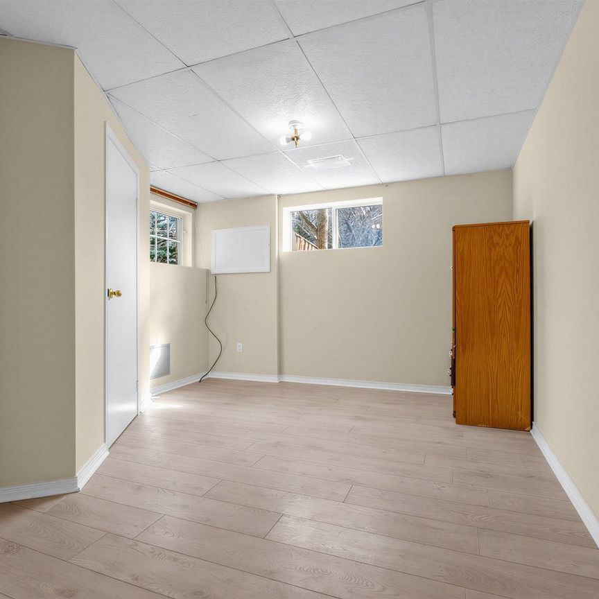 For Lease - 5482 Loonlake Avenue Unit# Bsmt, Mississauga, Ontario - Photo 1