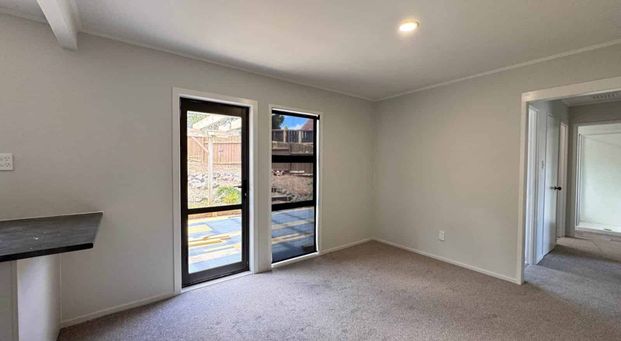 Spacious Family Home at Orinda Close - Photo 1