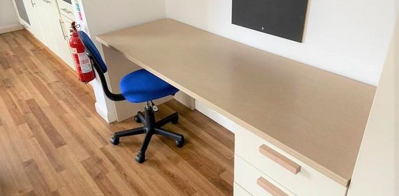 Studio to rent - Photo 2