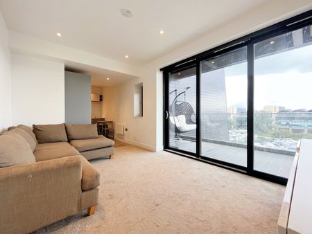 2 bedroom apartment to rent Brayford Wharf North, Lincoln, Lincolnshire, LN1 - Photo 2