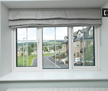 Room for rent in 4-bedroom house in Rathcoole, Dublin - Photo 6