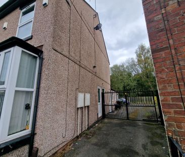 1 bedroom duplex to rent - Photo 4