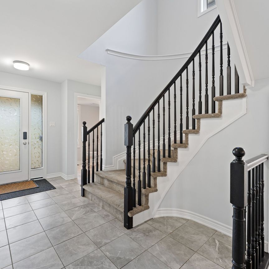 For Lease - 815 Henslows Circle, Orleans - Cumberland and Area, Ontario - Photo 1