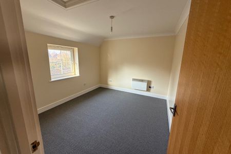 Spindle Drive, THETFORD - Photo 3