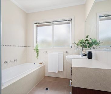 4/597 Heathwood Avenue, Lavington, NSW 2641 - Photo 6