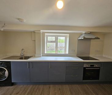 2 bedroom cottage to rent - Photo 1