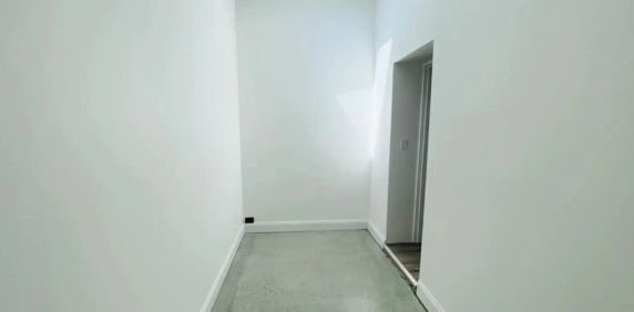 Studio Apartment in the Heart of Gladesville - Photo 2