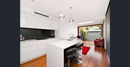 Designer Terrace with Secure Parking - Photo 4