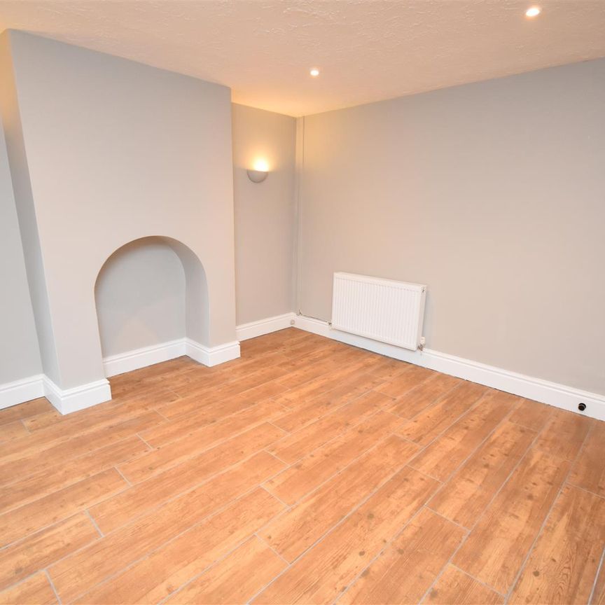 Gladstone Road, Neston - Photo 1