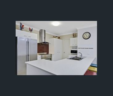 Family Home In Sippy Downs - Photo 5