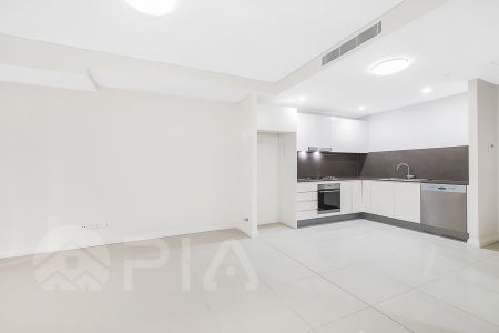 Nearly new 1-bed + study modern apartment now for lease - Photo 5