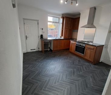 3 Bed Terraced House, Woodhouse Road, S12 - Photo 4