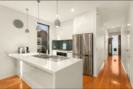 Designed With Distinction! - Photo 5