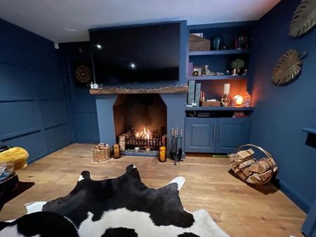 4 bedroom semi-detached house to rent - Photo 3