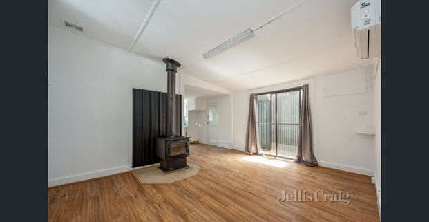 Three Bedroom Home in Prime Richmond Location - Photo 1