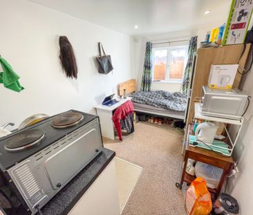 1 Bedroom Flat To Rent in Talbot Village - £600 pcm Tenancy Info - Photo 6