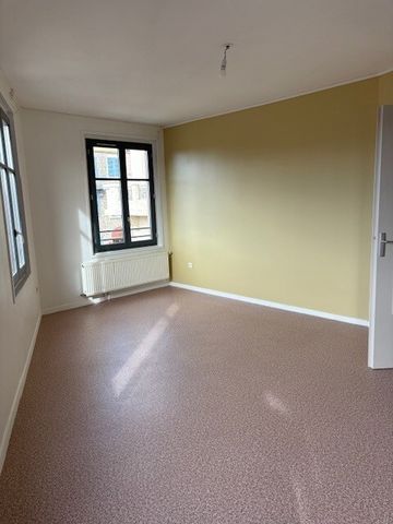 T2 Thizy-les-Bourgs - Photo 4