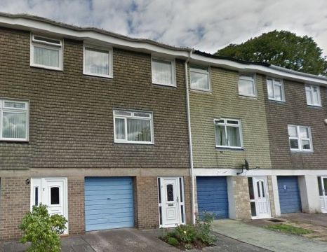 5 Bed - Lynwood Walk , Harborne - Photo 1