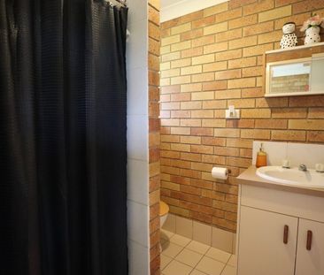 NEAT AND TIDY UNIT - Photo 2