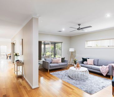 13 Hennessy Street, Epping VIC 3076 - Photo 2