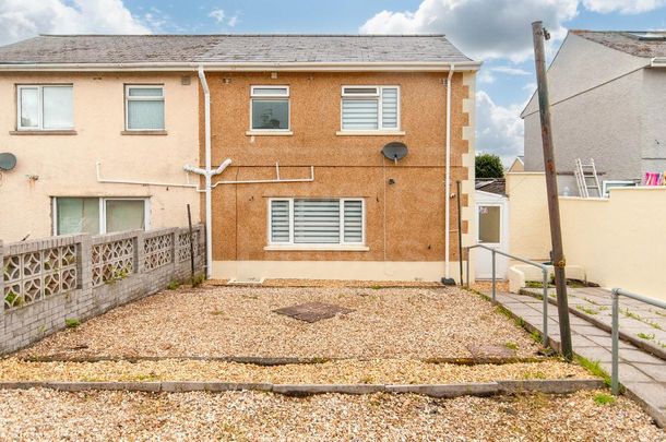 2 bedroom semi-detached house to rent - Photo 1