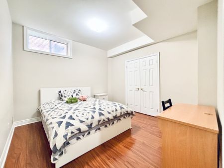 For Lease - 212 Olive Avenue, Toronto, Ontario - Photo 3