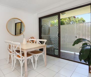 2/30 Duet Drive, Mermaid Waters QLD 4218 - Apartment For Rent | Domain - Photo 4