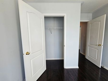 For Lease - 967 Fetchison Drive, Oshawa, Ontario - Photo 4