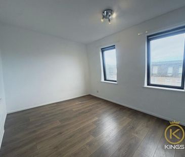 3 bedroom terraced house to rent - Photo 6
