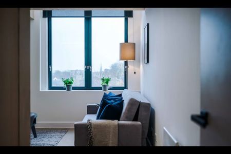 2 Bed Flat, Spinners Way, M15 - Photo 3