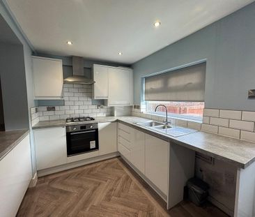 2 bedroom terraced house to rent - Photo 3