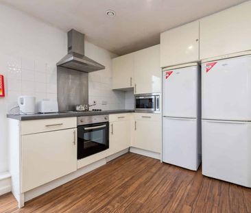 Premium Ensuite - Photo 2