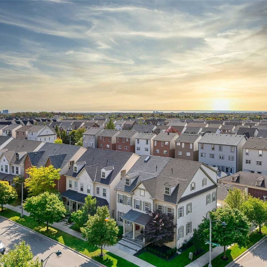 For Lease - 2379 Central Park Drive Unit# 709, Oakville, Ontario - Photo 2