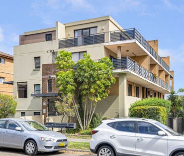 Stylish Living in Prime Hurstville Location - Photo 3