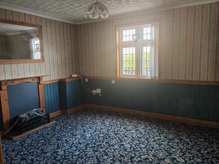 3 bedroom semi-detached house to rent - Photo 2