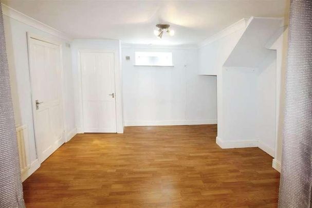 Mill Road, Kettering, NN16 - Photo 1