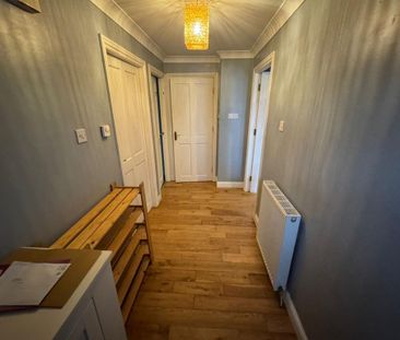 2 bedroom terraced house to rent - Photo 2