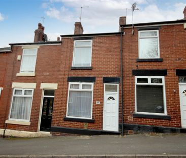 2 Bedroom House - Terraced To Let - Photo 1