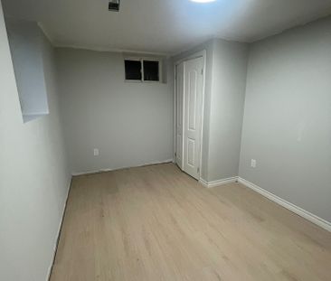 For Lease - 2365 Bostock Crescent Unit# Basement, Mississauga, Ontario - Photo 4