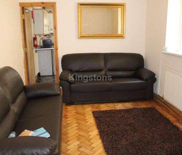 6 bedroom terraced house to rent - Photo 1