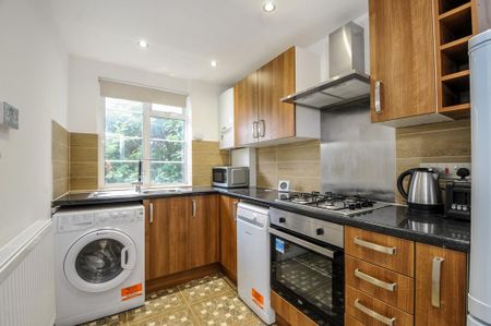 2 bedroom flat to rent - Photo 5