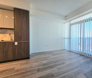 For Lease - 8 Interchange Way Unit# 3305, Vaughan, Ontario - Photo 1