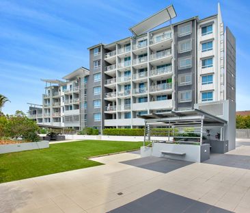 Ground-Level Studio Apartment with Balcony - Varsity Apartments on ... - Photo 1